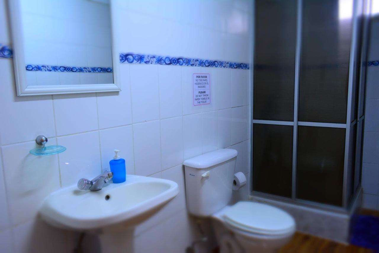 Hostal Aventura Austral Punta Arenas Exterior foto